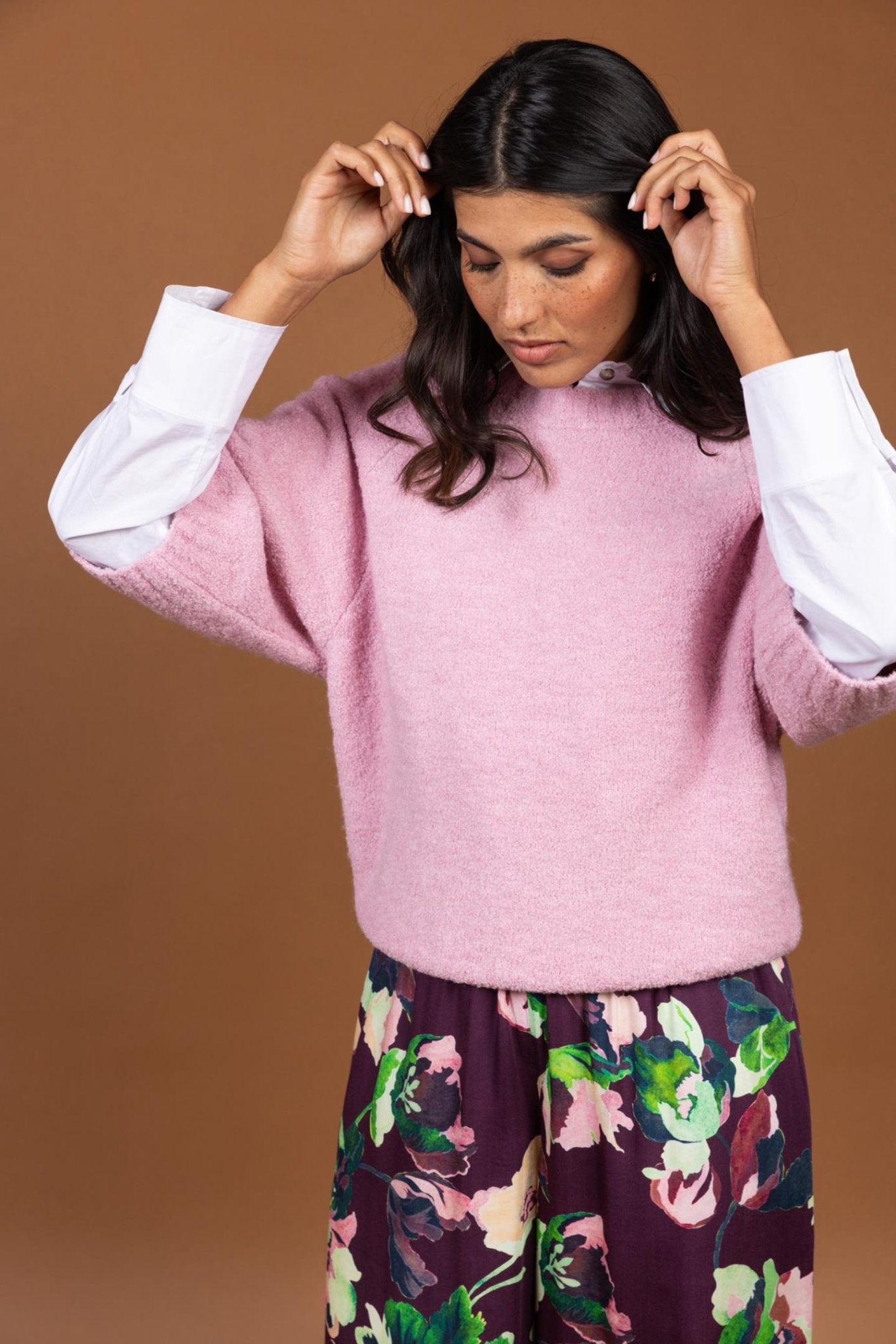 WIJDE BROEK MET KLEURRIJKE PRINT (9596) - Four Roses