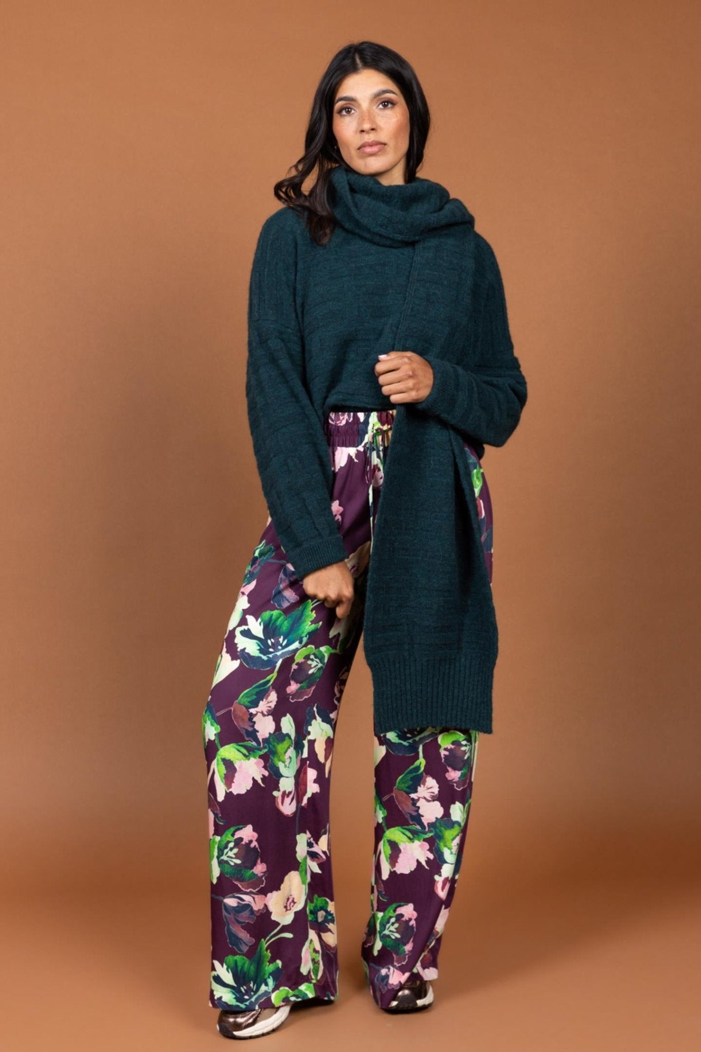 WIJDE BROEK MET KLEURRIJKE PRINT (9596) - Four Roses