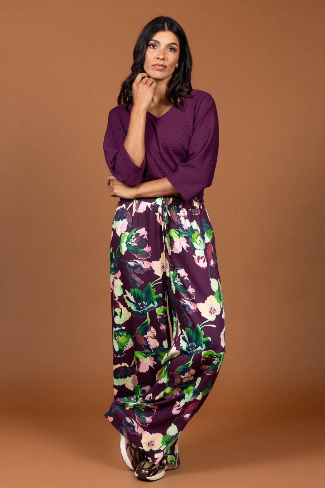 WIJDE BROEK MET KLEURRIJKE PRINT (9596) - Four Roses